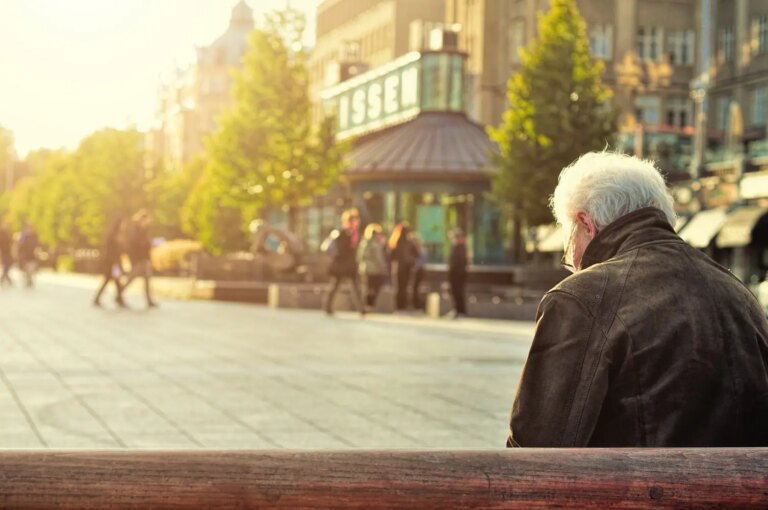 1727752648 manonbench unsplash