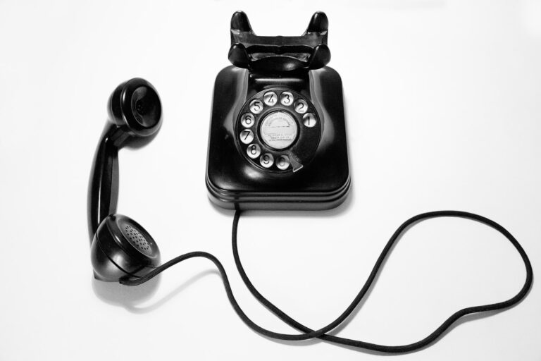 telephone unsplash