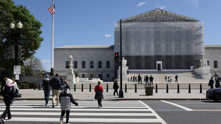 108128611 17441407392025 04 08t193105z 978130873 rc2ttda7afag rtrmadp 0 usa court trump